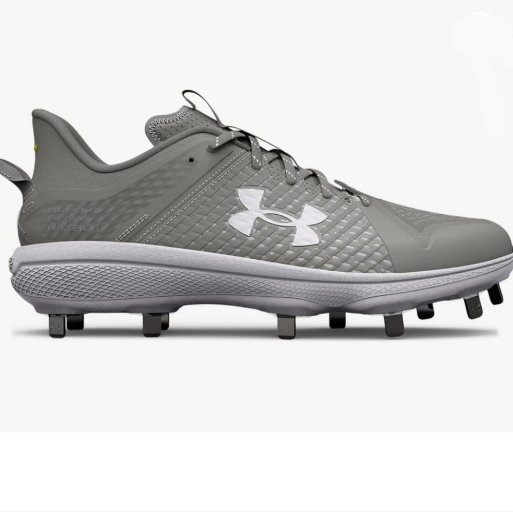 Under Armour Men's Yard Low Mt Baseball Cleats